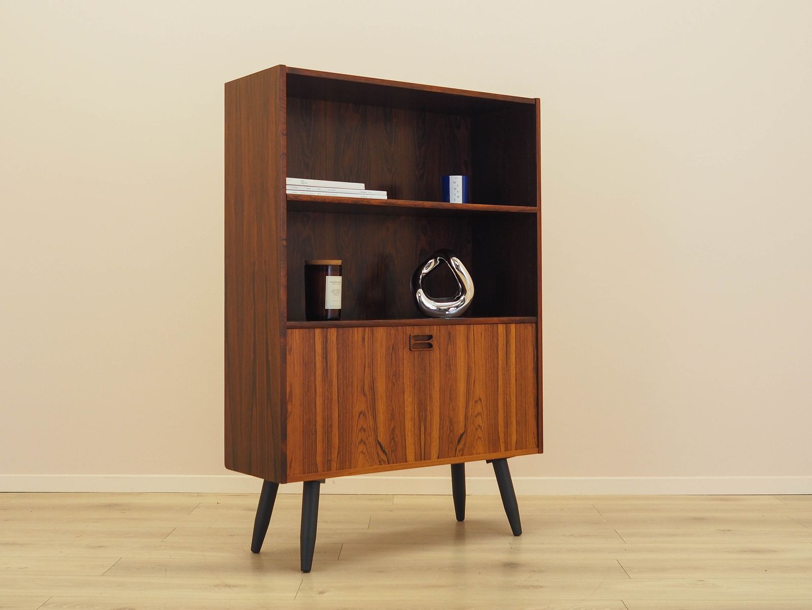 Vintage boekenkast, Deens design, jaren 1970, gemaakt in Denemarken photo vinterior
