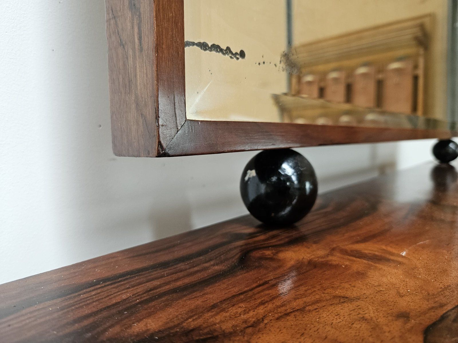 Buffet Art déco en loupe de noyer avec miroir, 1940 photo vintage
