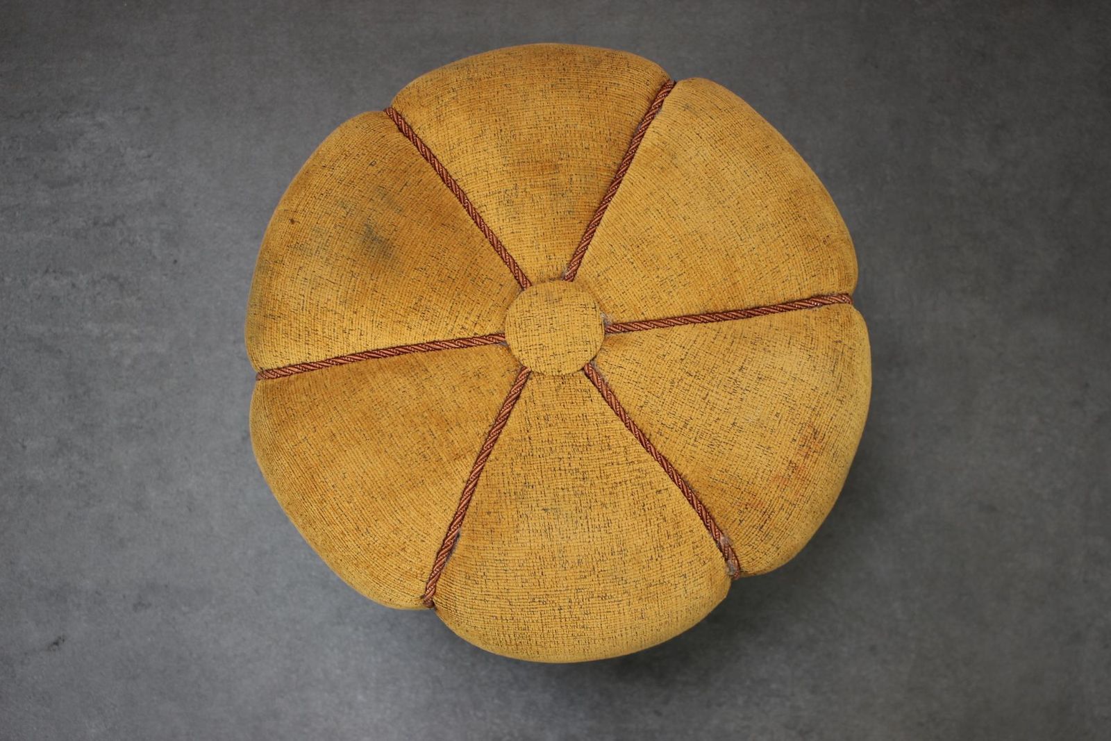 Jindrich Halabala Voetenbank Ottoman Mid-Century Kruk Tsjechoslowakije Bekleed photo for sale