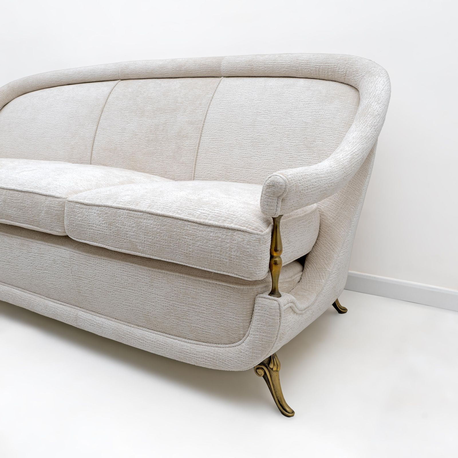 Mid-Century Franse Sofa in Art Deco Stijl met Messing Details, ca. jaren 1950 photo vinterior