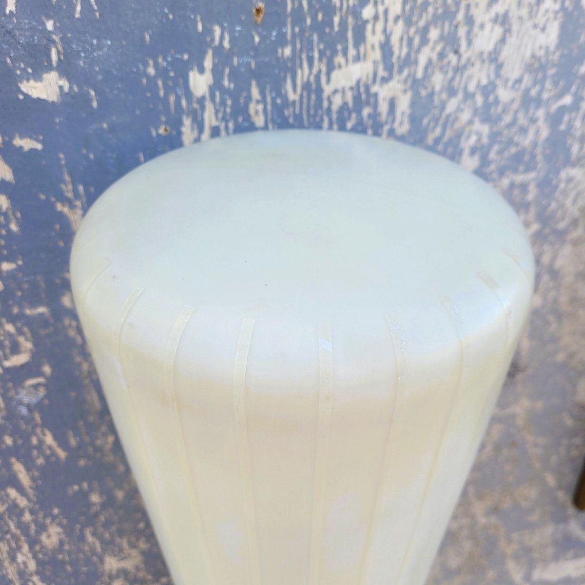 Primat Leuchte, paar opaline glazen en metalen wandlampen, jaren 1960 photo buy