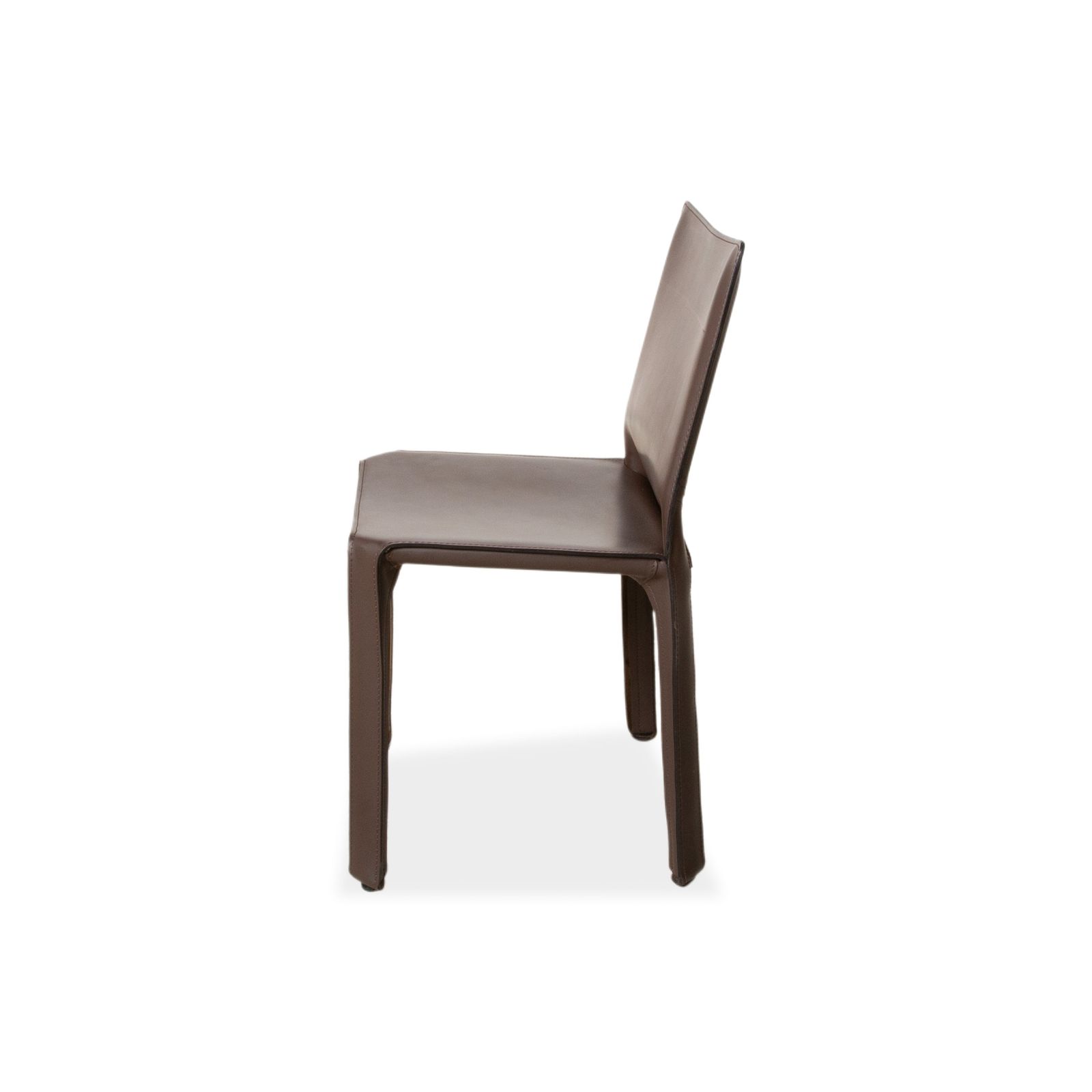 photo for sale Lot de 6 chaises Cassina Cab 412 en cuir, marron