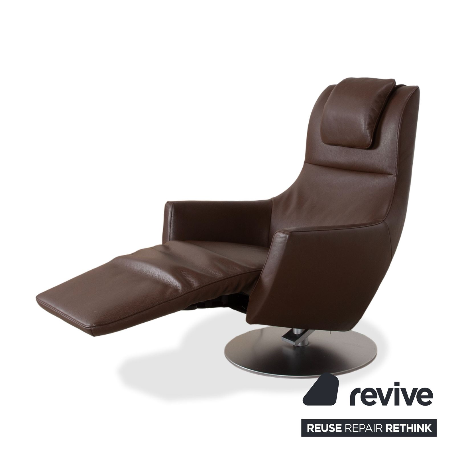 Fauteuil releveur FSM Stand Up en cuir marron, fonction électrique sur batterie photo Mobilier
