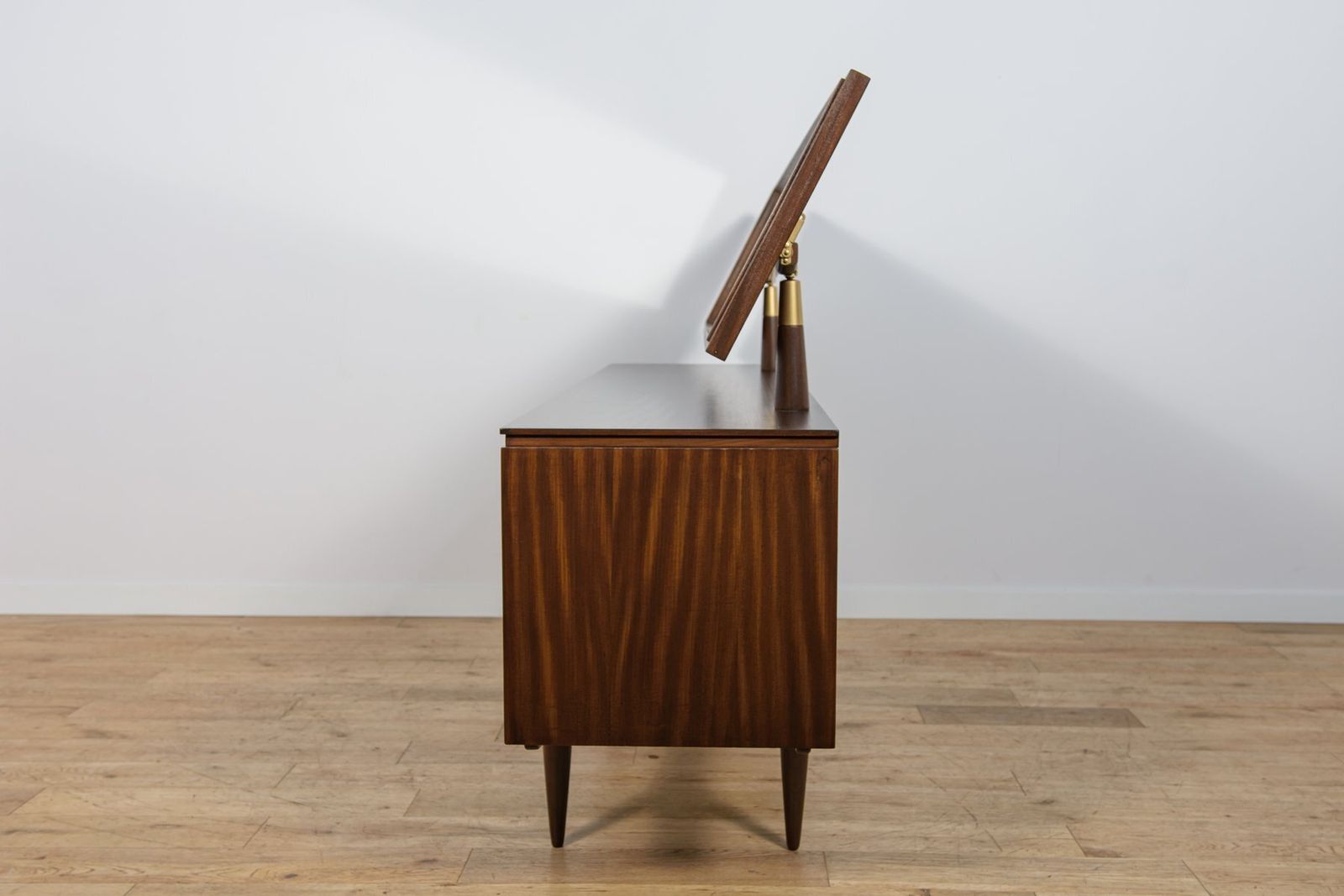 Mid Century Dressing Table, United Kingdom, 1960s photo vinterior