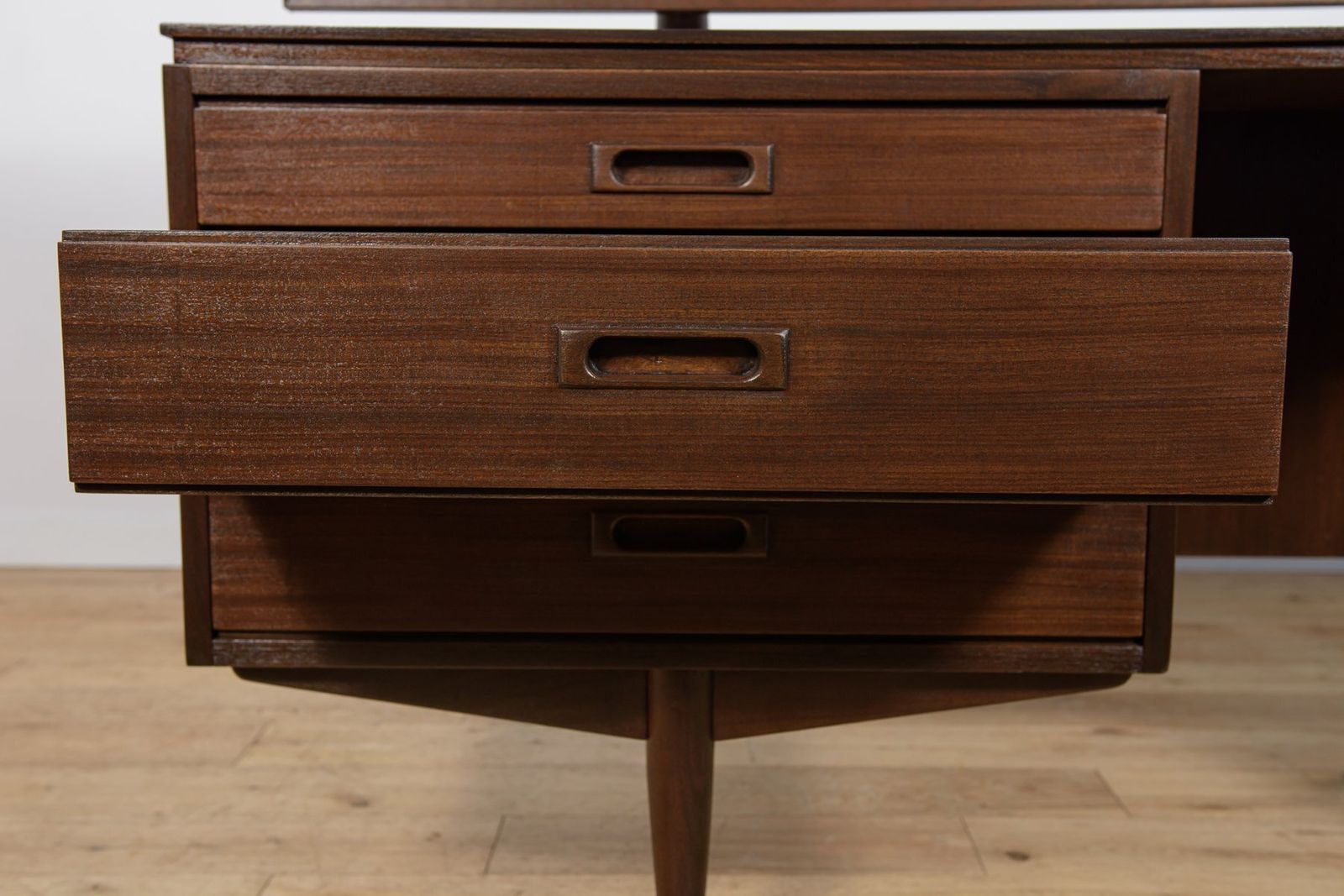 photo buy Mid Century Dressing Table, United Kingdom, 1960s