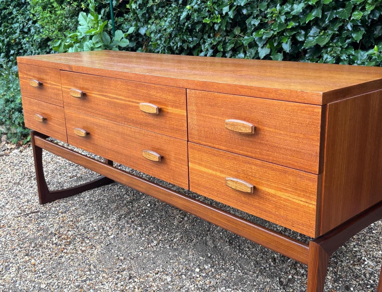 G Plan Quadrille Sideboard/Chest Of Drawers photo vintage