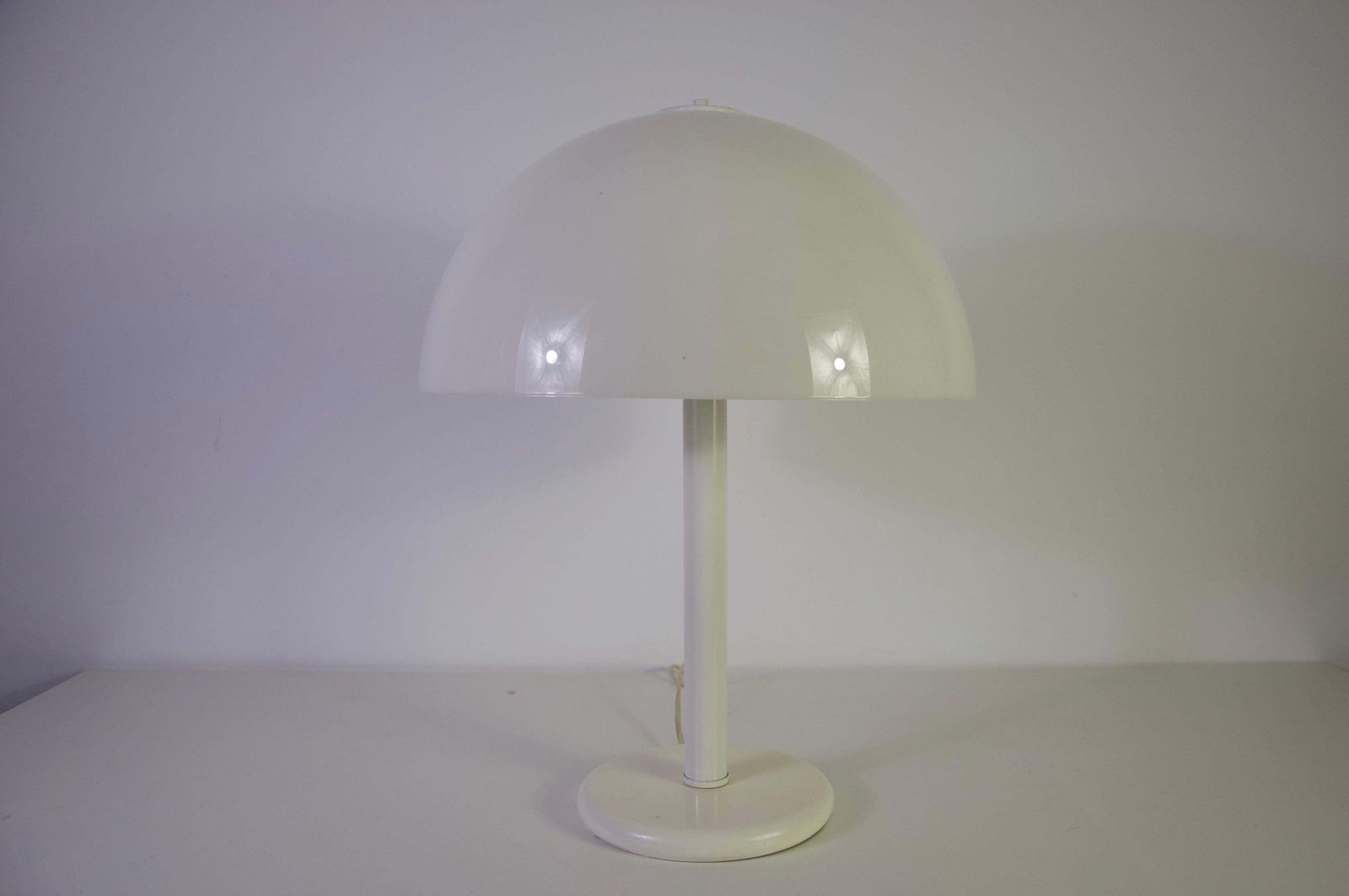 Grote acrylen paddenstoellamp, Duitsland, jaren 1970 photo furniture