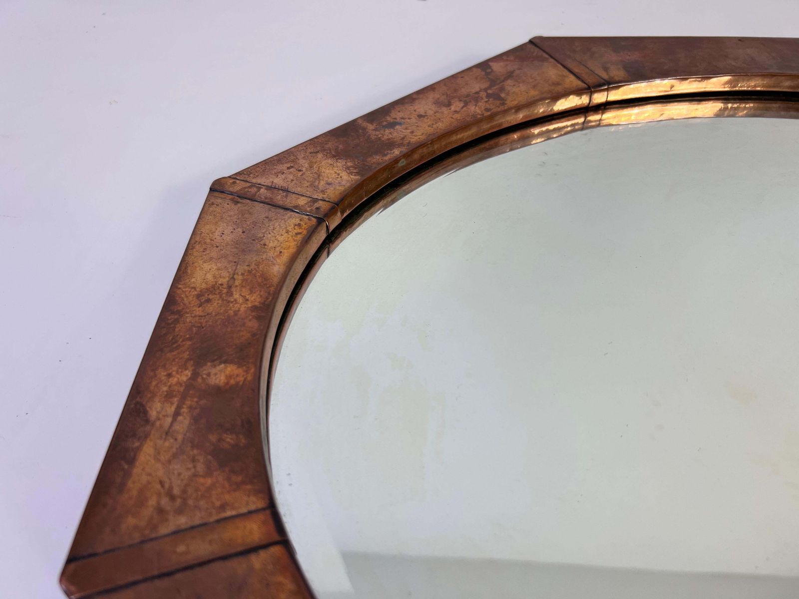 Woonaccessoires Italiaanse koperen wandspiegel met lijst, jaren 1960 photo