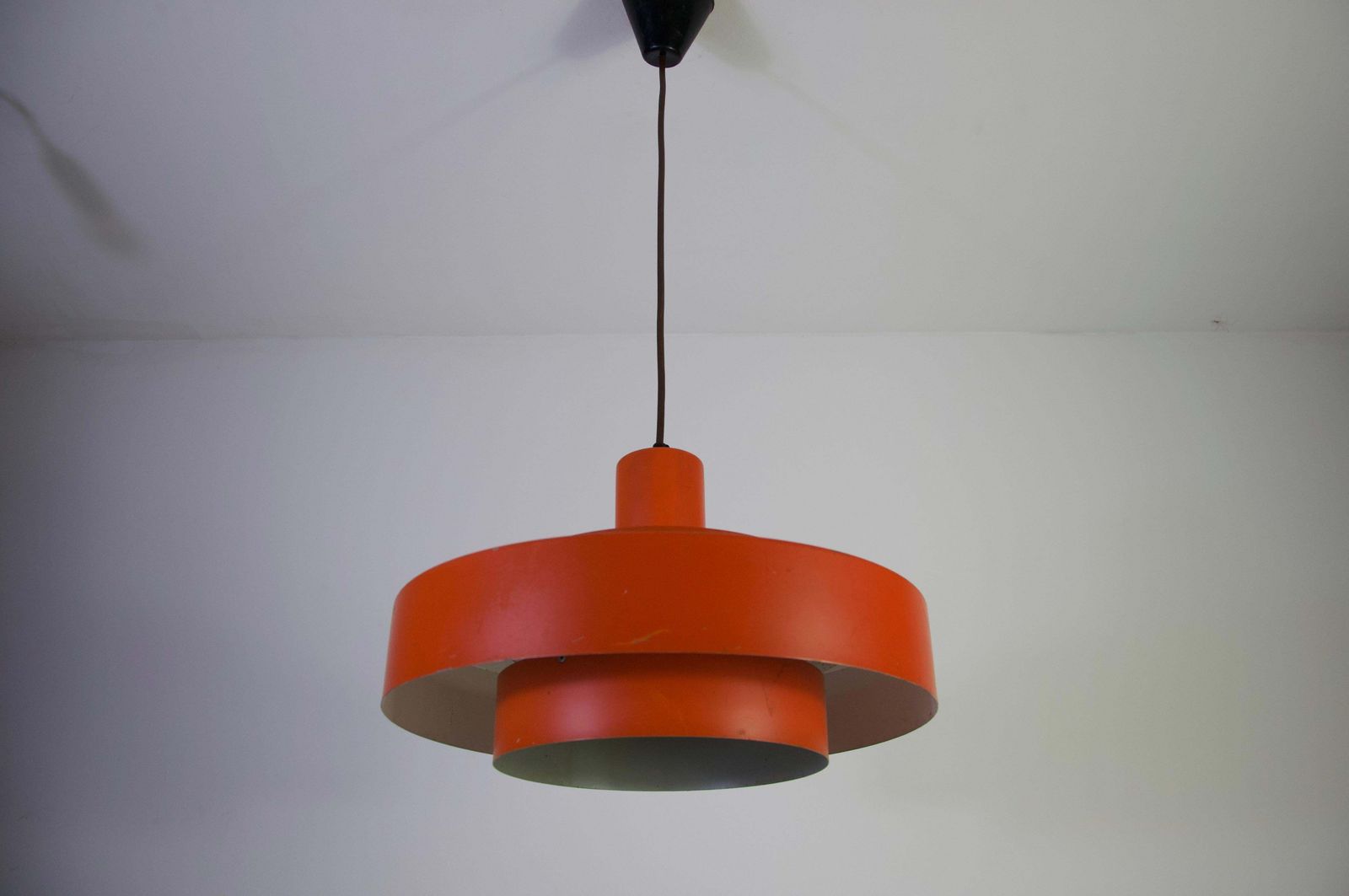 Rode "Equator" Hanglamp van Fog & Mørup, ca. jaren 1960, Denemarken photo furniture