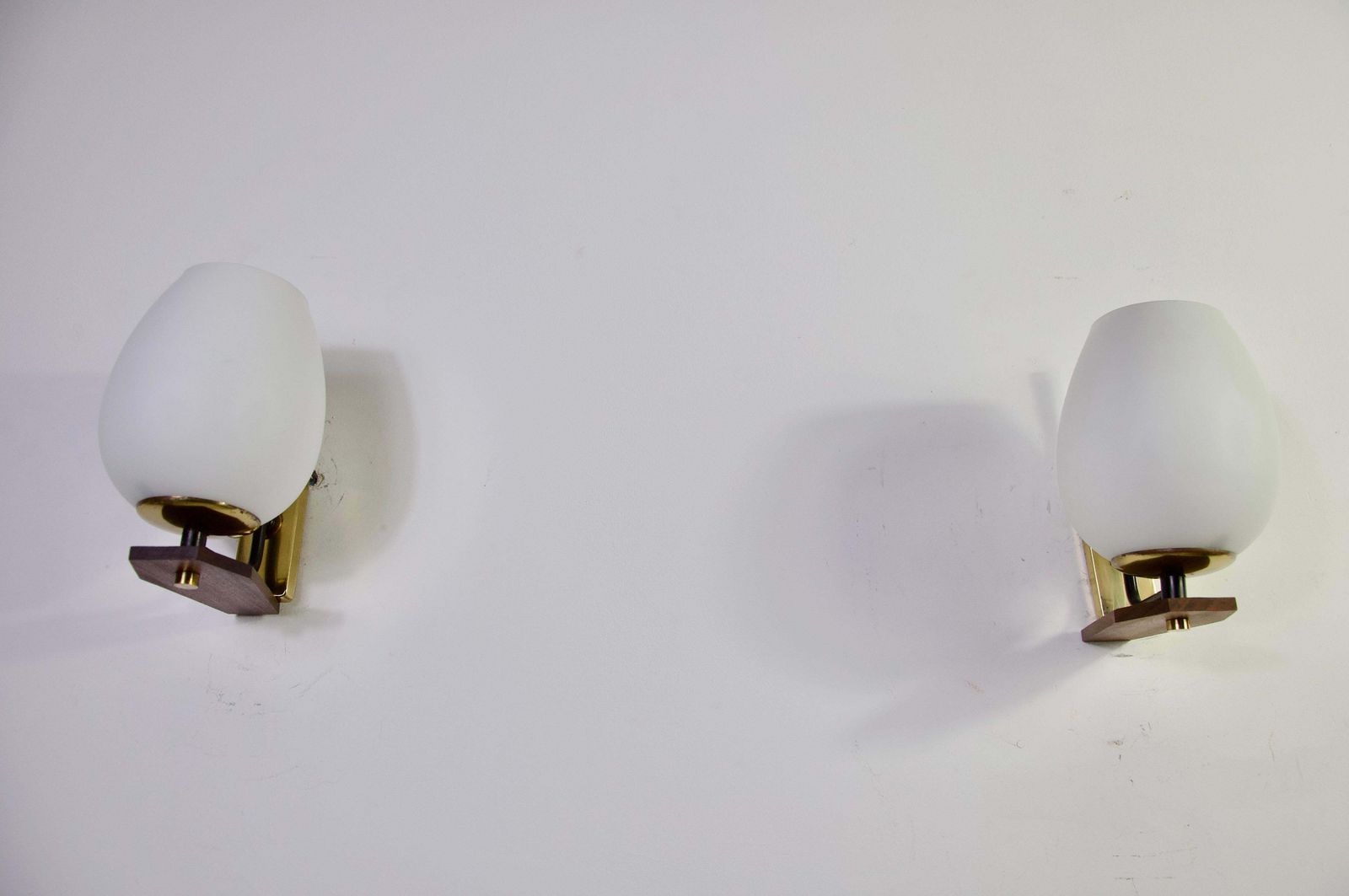 Mid Century Brass And Opaline Wall Lamps By Stilnovo, Italy, 1960s photo Lighting