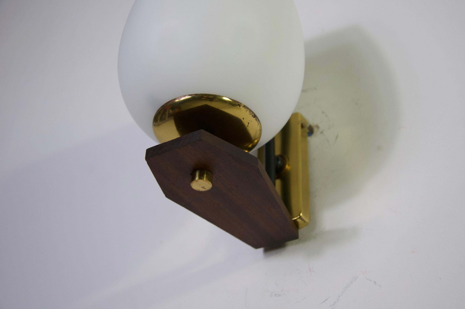photo furniture Mid Century Brass And Opaline Wall Lamps By Stilnovo, Italy, 1960s