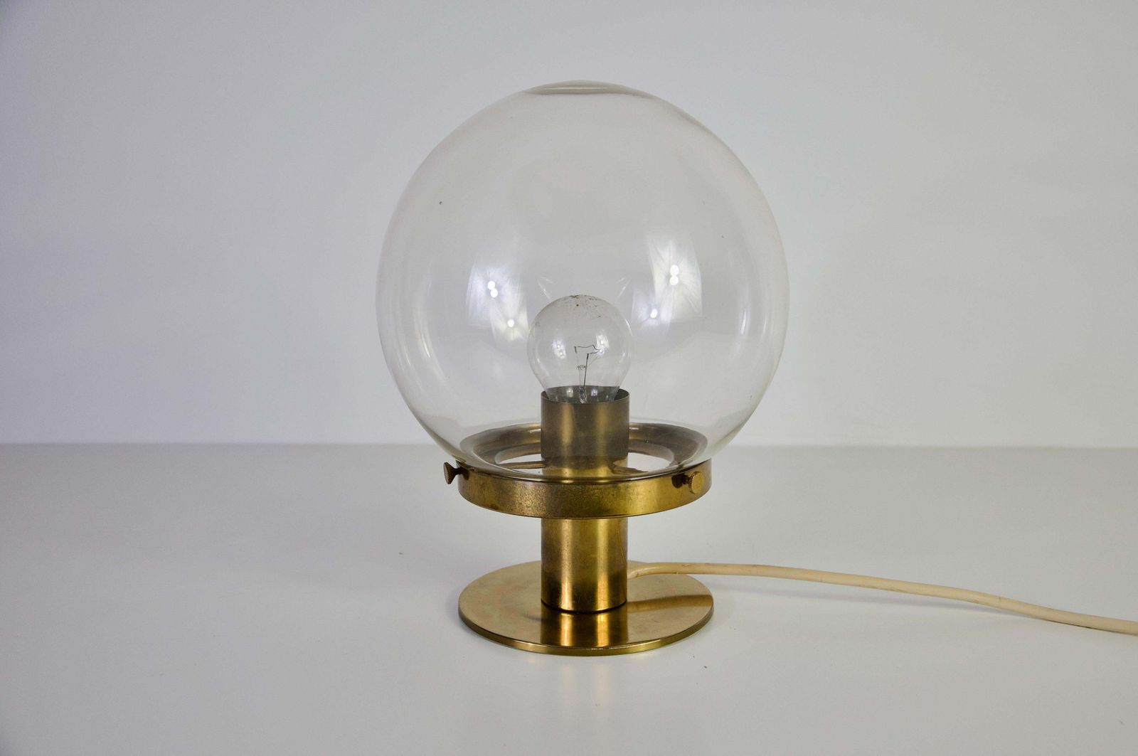 Mid-Century Tafellamp van Messing en Glas, ca. jaren 1960, Duitsland photo furniture