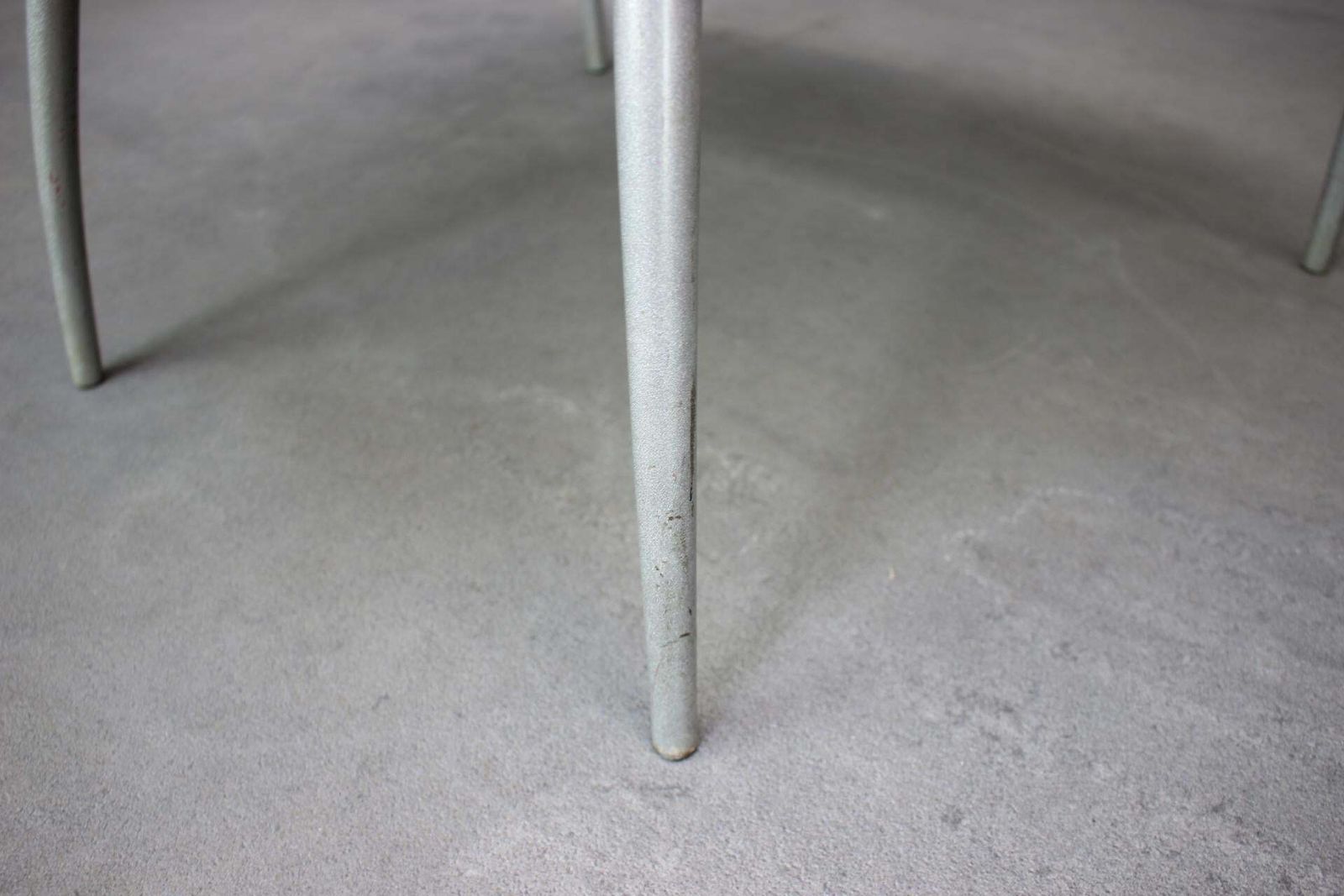 photo buy Set van drie Cattelan Italia eetkamerstoelen, Italië, ca. jaren 1980