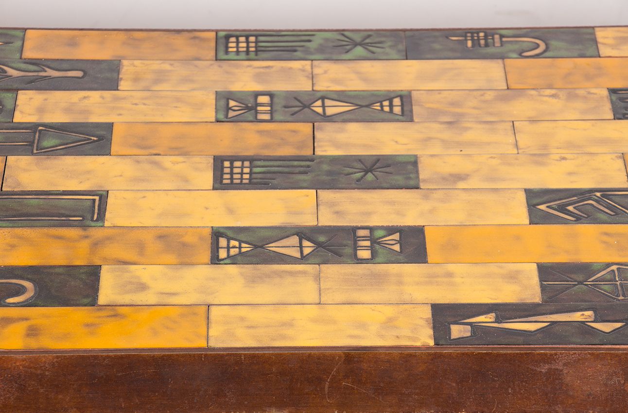 Table basse en céramique émaillée, pied en acier, par Jean Garbero, Vallauris, 1950 photo Mobilier