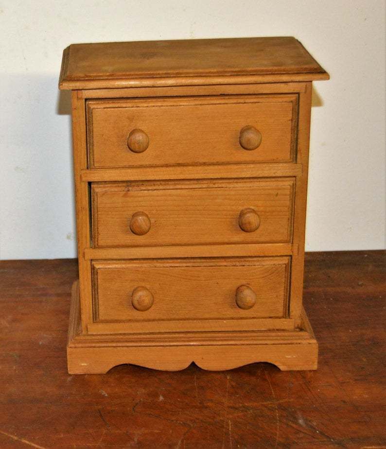 1950s Three Draw Pine Cabinet Drawer Wooden Desk Industrial Specimen Collectors Apprentice Antique Vintage photo furniture