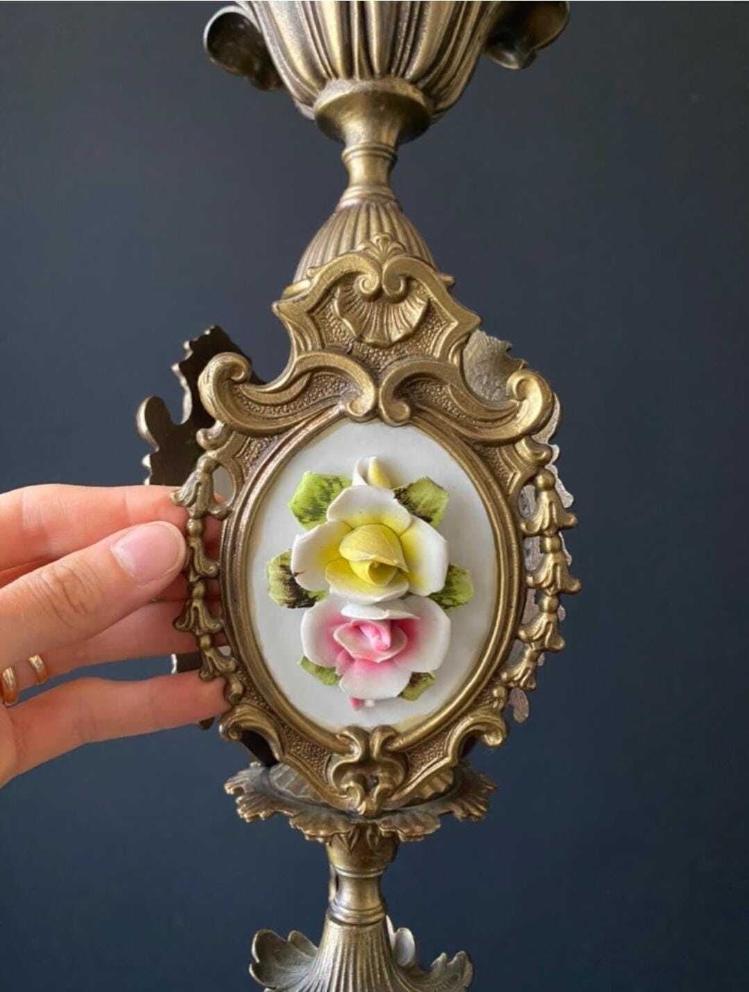 photo for sale Lustre d'époque à décors en céramique