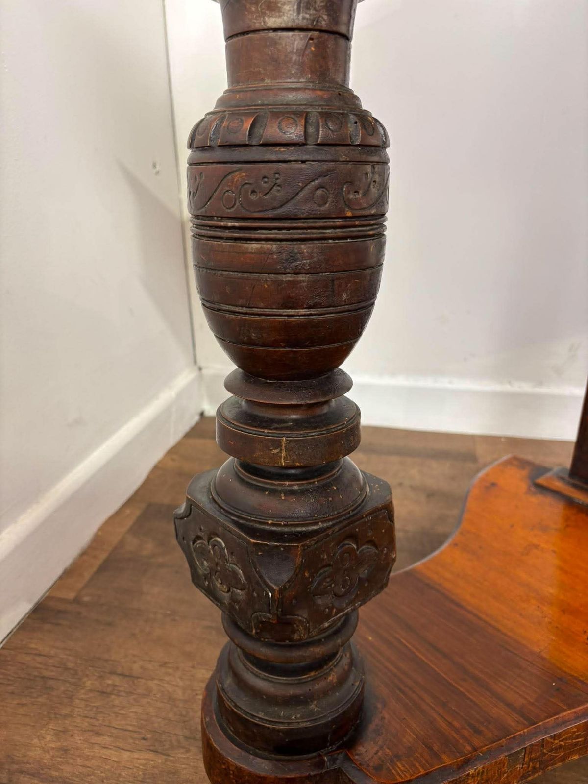 Victorian Burr Walnut Duchess Dressing Table photo Furniture
