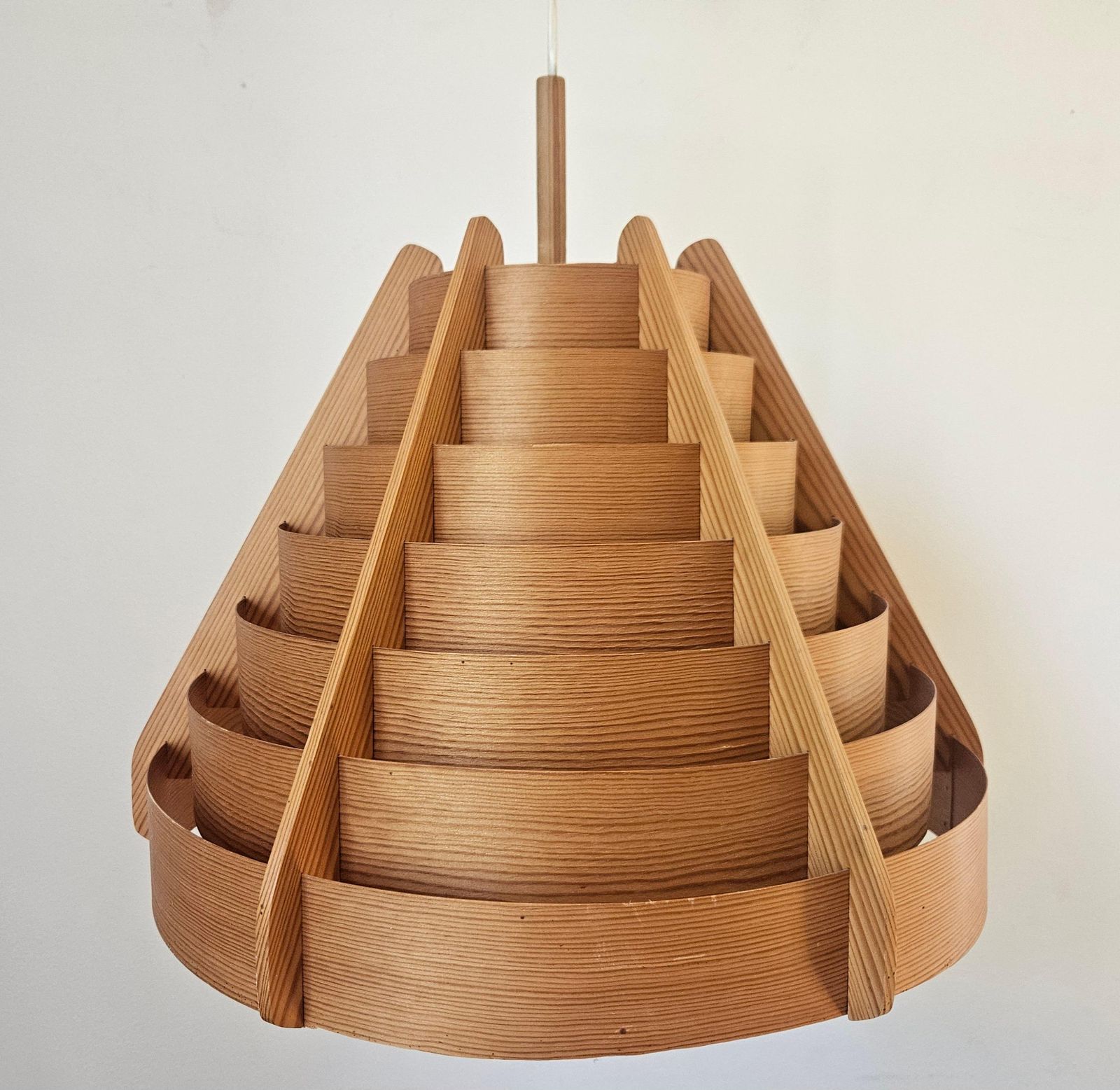 Zeldzame grote houten hanglamp, Mid-Century, Hans Agne Jakobsson, Zweden, jaren 1960 photo Verlichting