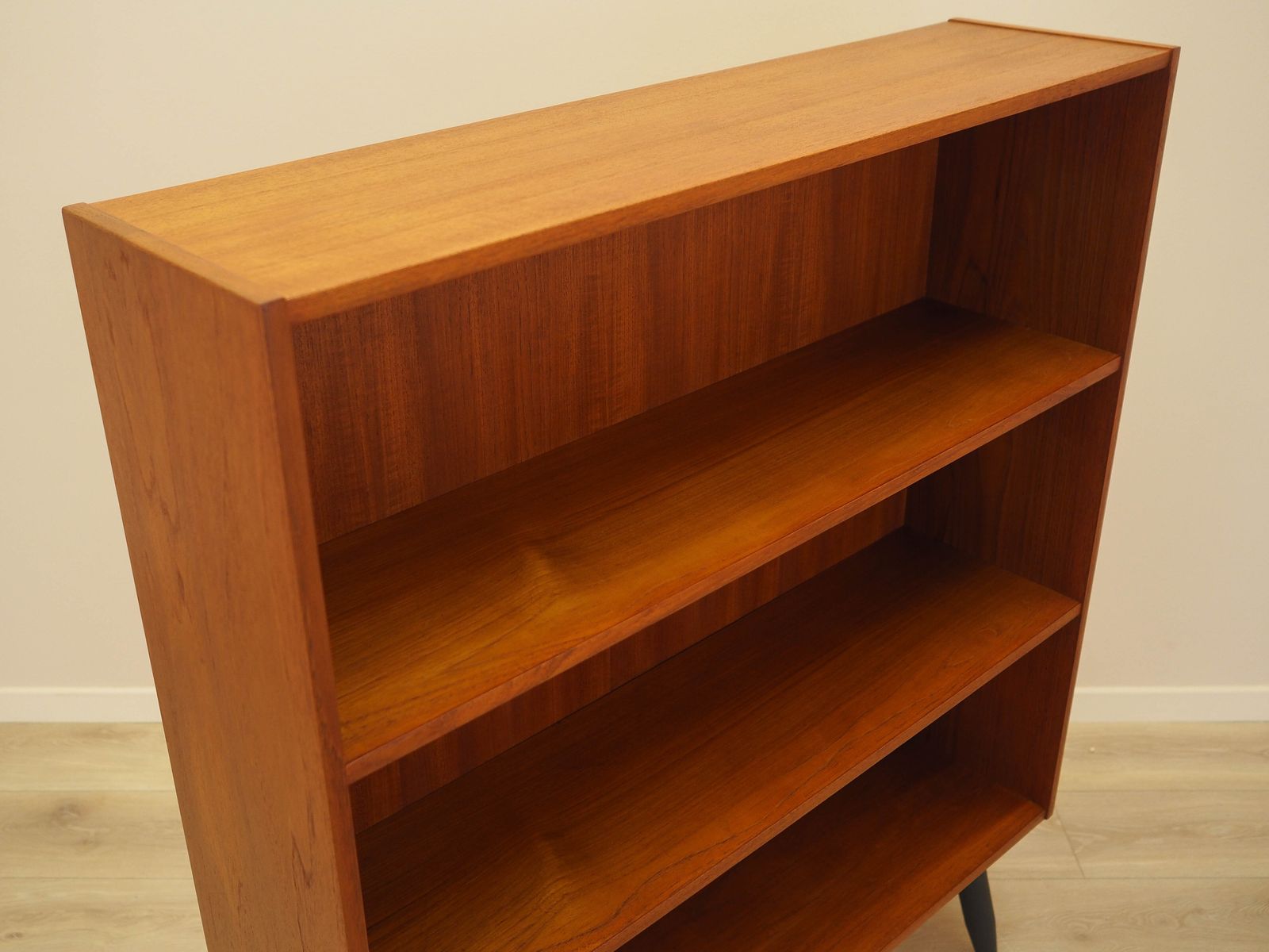 Teakhouten boekenkast, Deens design, jaren 1970, geproduceerd door Clausen & Søn photo vintage