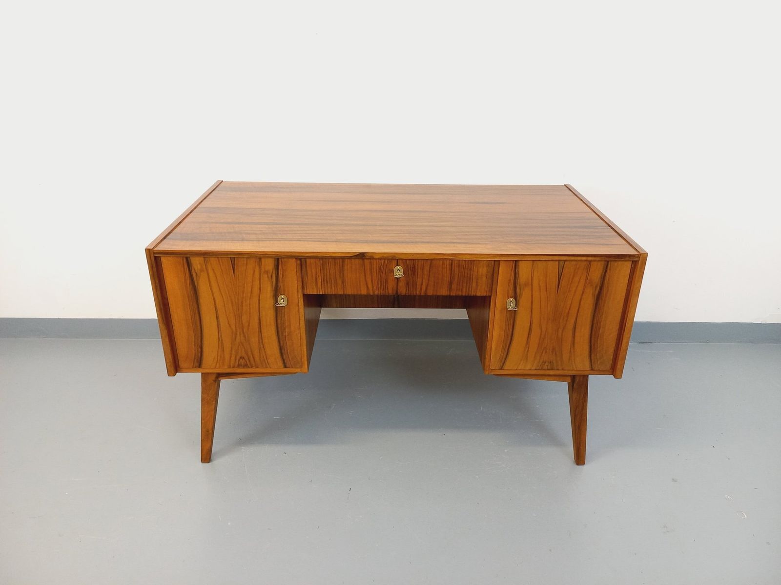 Scandinavisch Dubbelzijdig Bureau in Palissander