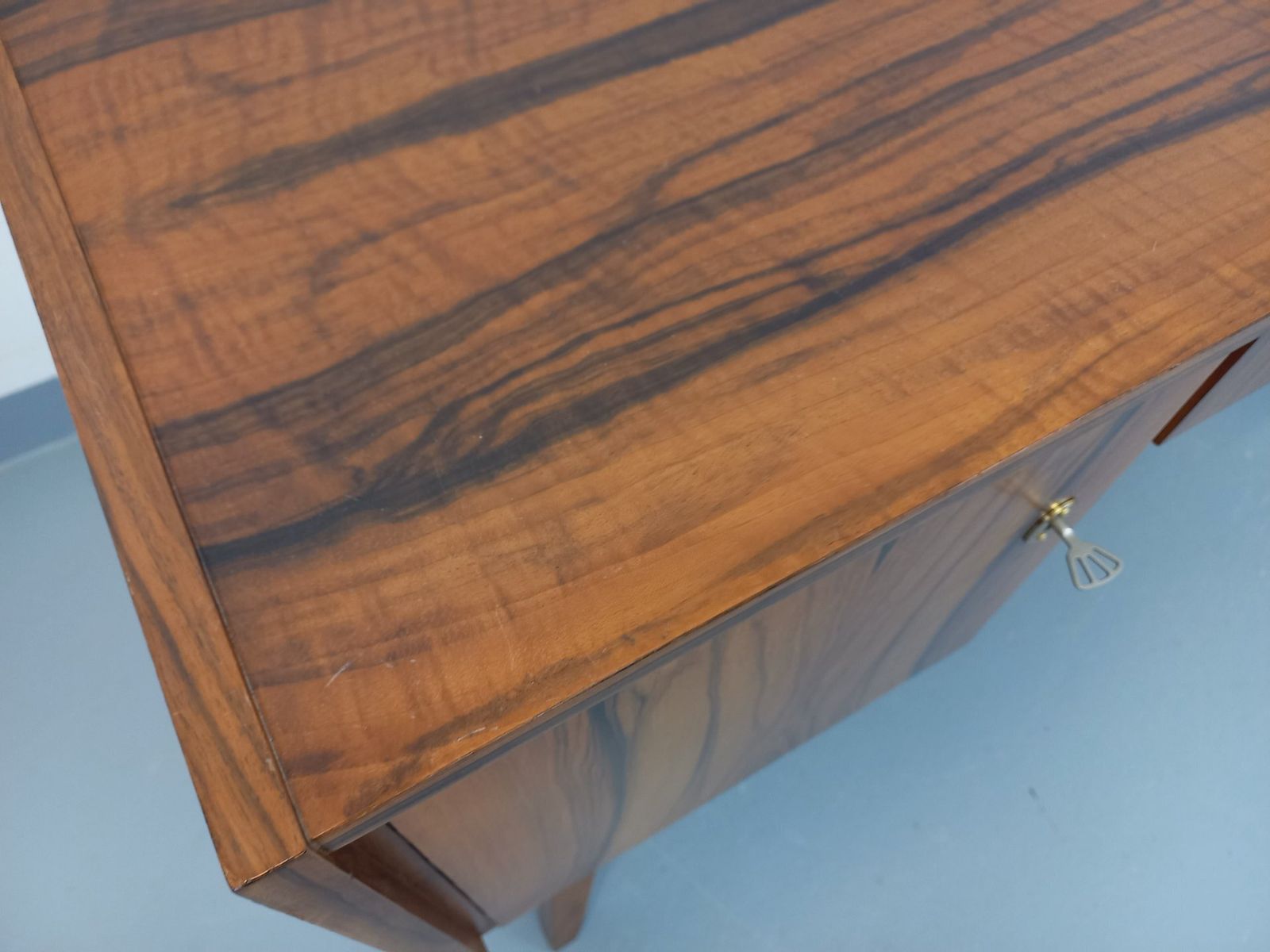 Meubels Scandinavisch Dubbelzijdig Bureau in Palissander photo