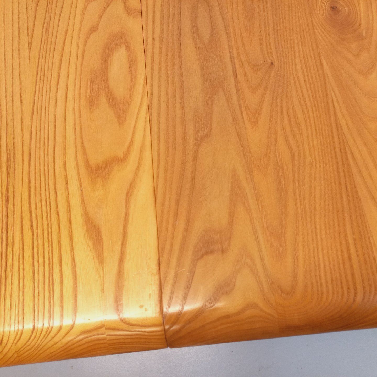 photo buy Seltz Round Table In Solid Blond Elm With Extensions