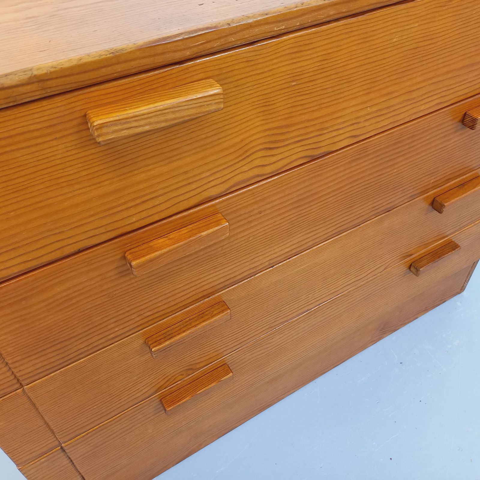 Chest Of Drawers With 4 Pine Drawers photo vintage