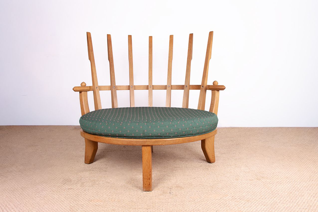 Grand fauteuil français en chêne massif par Guillerme et Chambron pour Votre Maison, 1960. photo furniture
