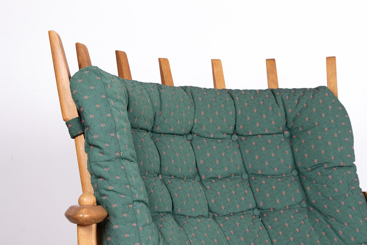 photo for sale Grand fauteuil français en chêne massif par Guillerme et Chambron pour Votre Maison, 1960.