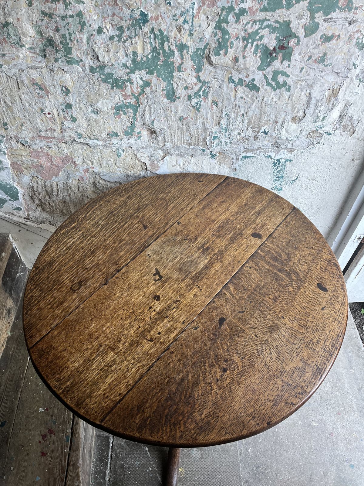 375.0 Georgian Oak And Yew Circular Tilt Top Wine Table photo