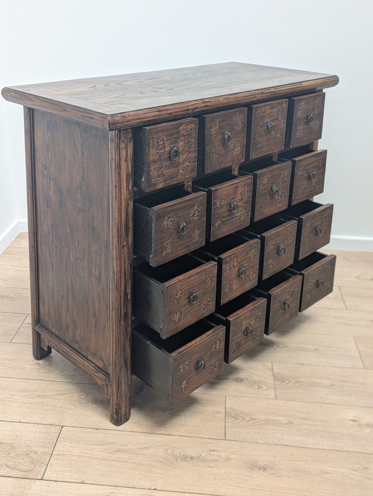 Mobilier Commode chinoise sculptée à la main, 16 tiroirs, 0362 photo
