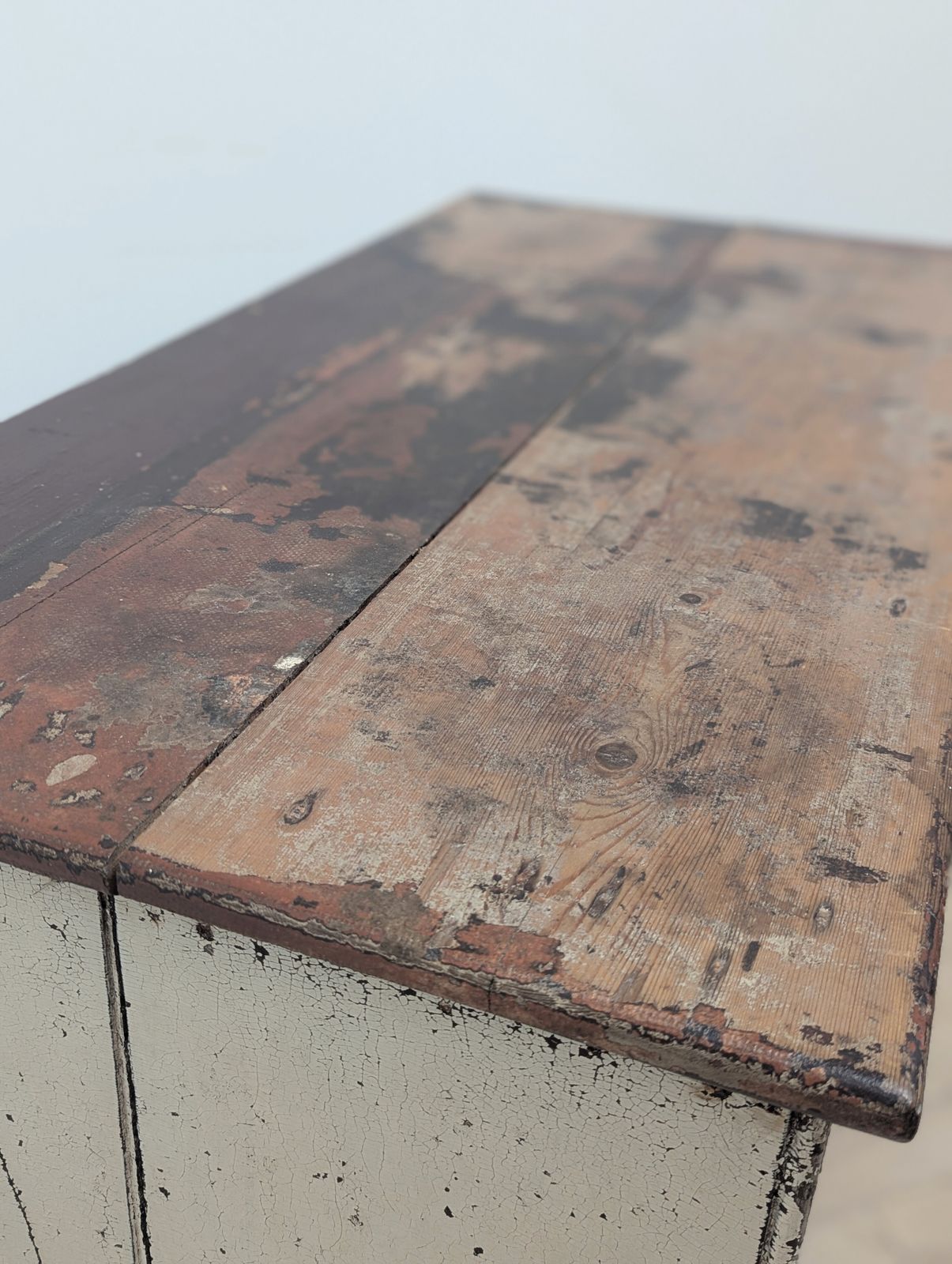 Early 19th Century Crackle Patinated 3 Shelf Cupboard Delivery Available 0357. photo vintage