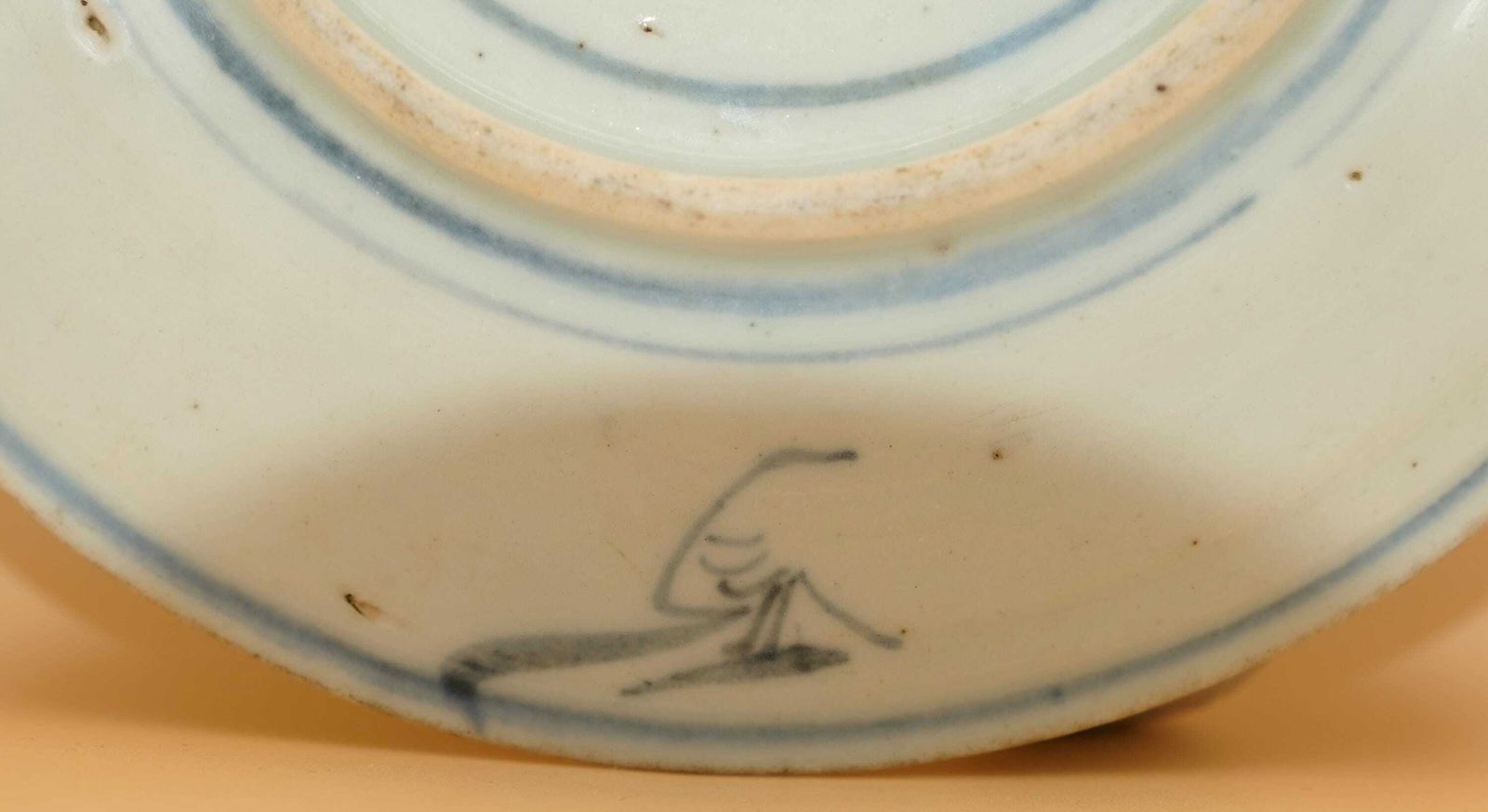Antiek Chinees blauw-wit provinciaal bord, handgeschilderd granaatappelmotief, Ming-stijl photo 85.0