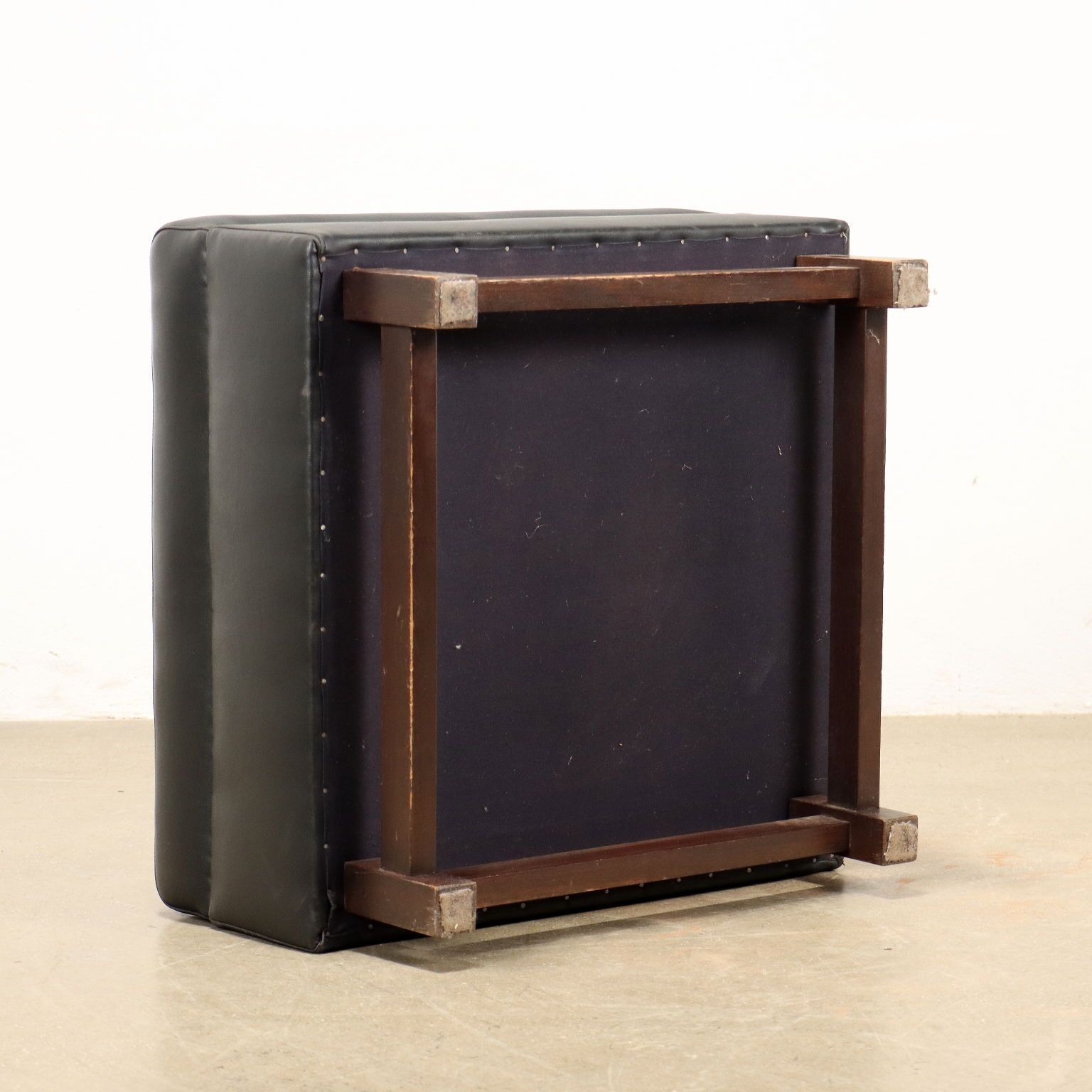 Pouf vintage en mousse et bois, Italie, années 1960 photo 140.0