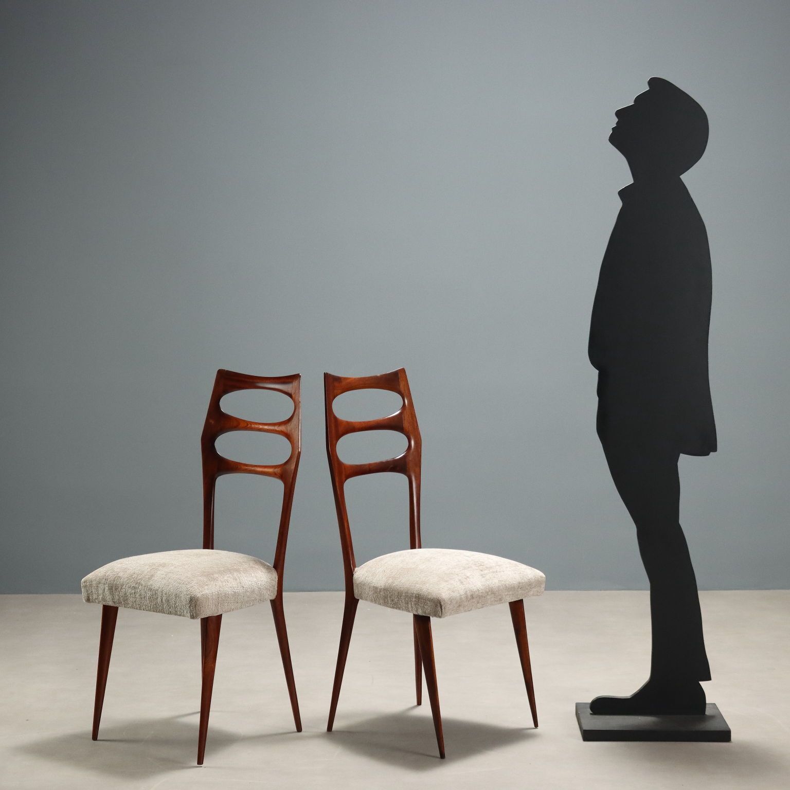Vintage stoelen, beuken, stof, design, Italië, jaren 1950, gerestaureerd photo furniture