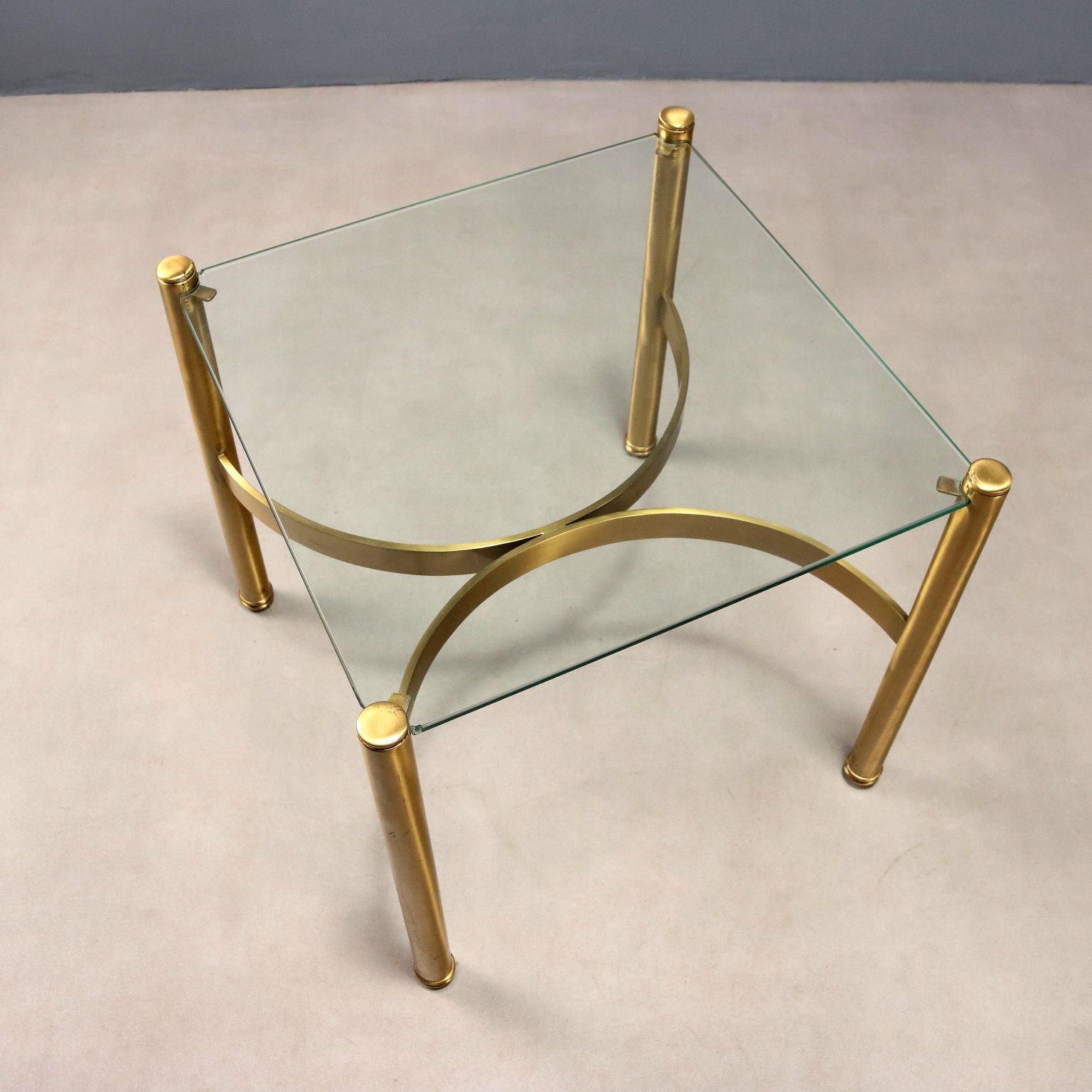 Vintage salontafel, messing, glas, Italiaans design, jaren 1970 photo Meubels