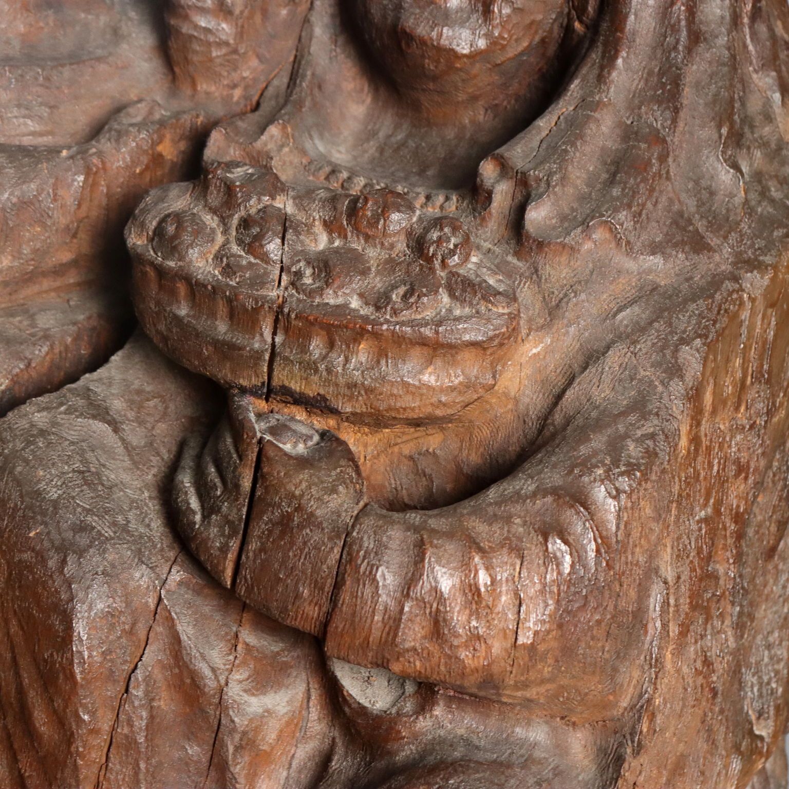 Neo Gothic sculptuur Madonna met Kind 19e eeuw photo vinterior