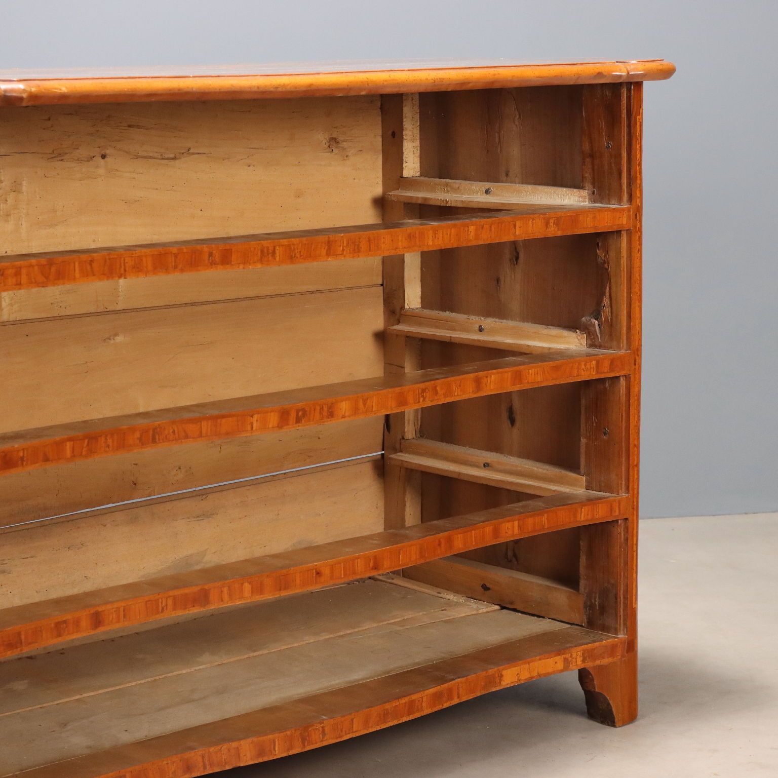 1470.0 Baroque Chest Of Drawers In Walnut, 18th Century photo