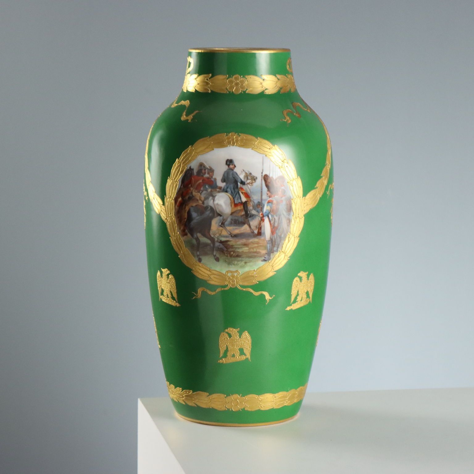 Vase d'époque Napoléon III en porcelaine, France, fin du XIXe siècle