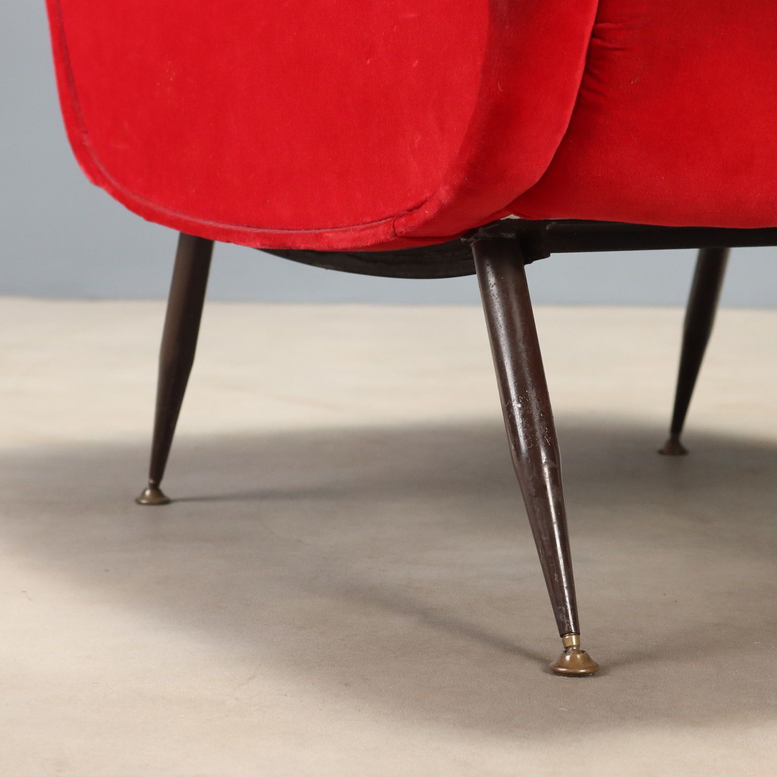 Vintage Fauteuil Rood Fluweel Geëmailleerd Metaal Design Italië jaren 1960 photo buy