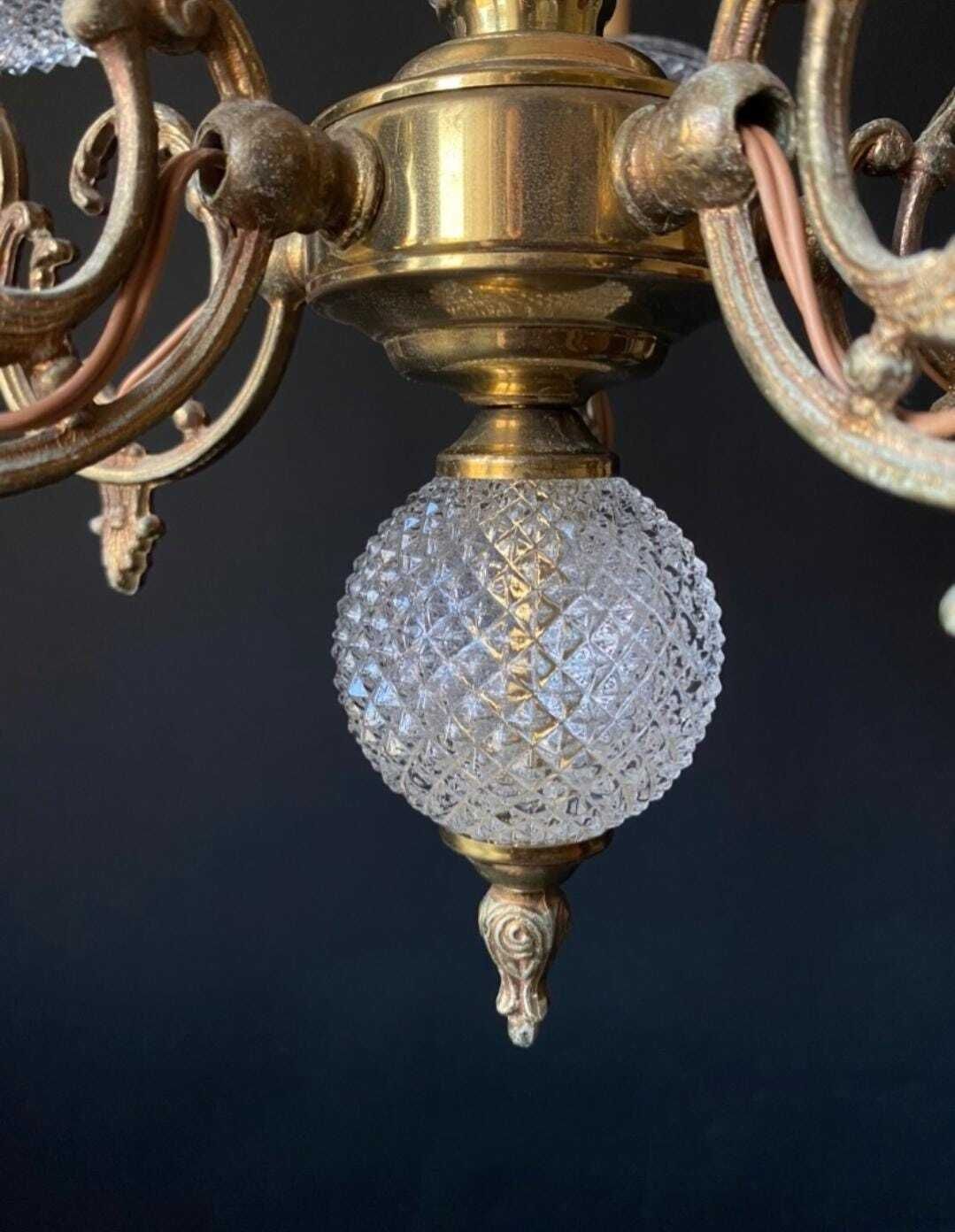 307.0 Antieke Kroonluchter uit Frankrijk met Glas photo