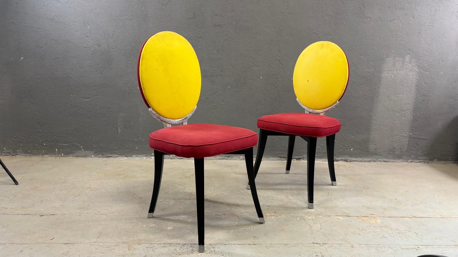 1273.0 Paar Medallion-stoelen, model Funny Valentine, door Jean-Charles de Castelbajac, 20e eeuw photo