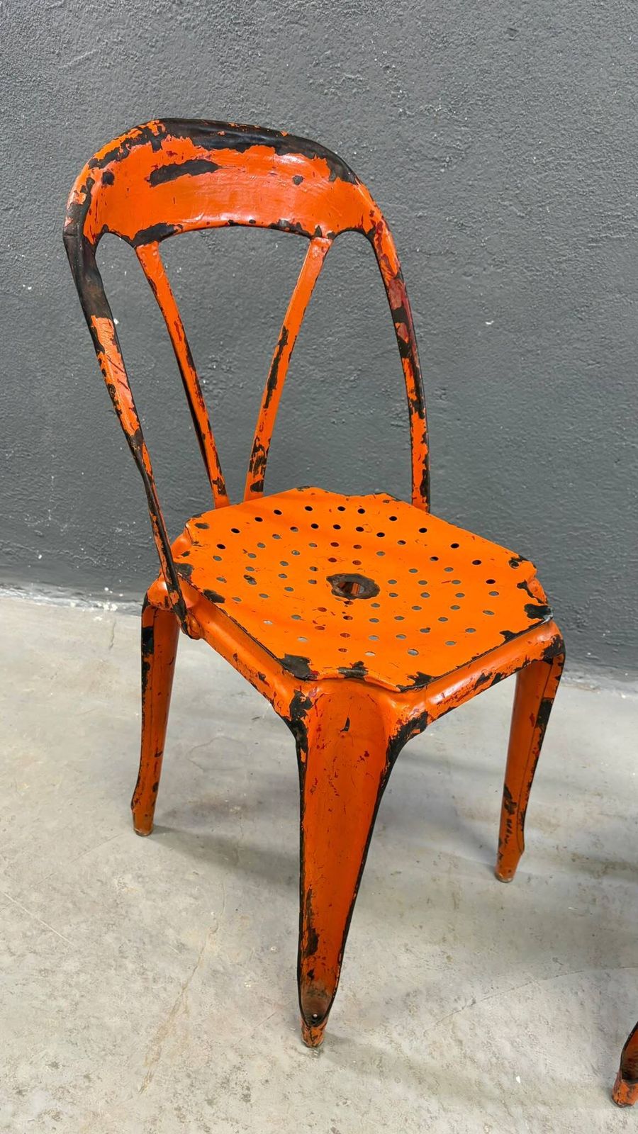 Set van 2 industriële metalen eetkamerstoelen van Joseph Mathieu, gelakt staal, jaren 1920, Frankrijk photo vinterior