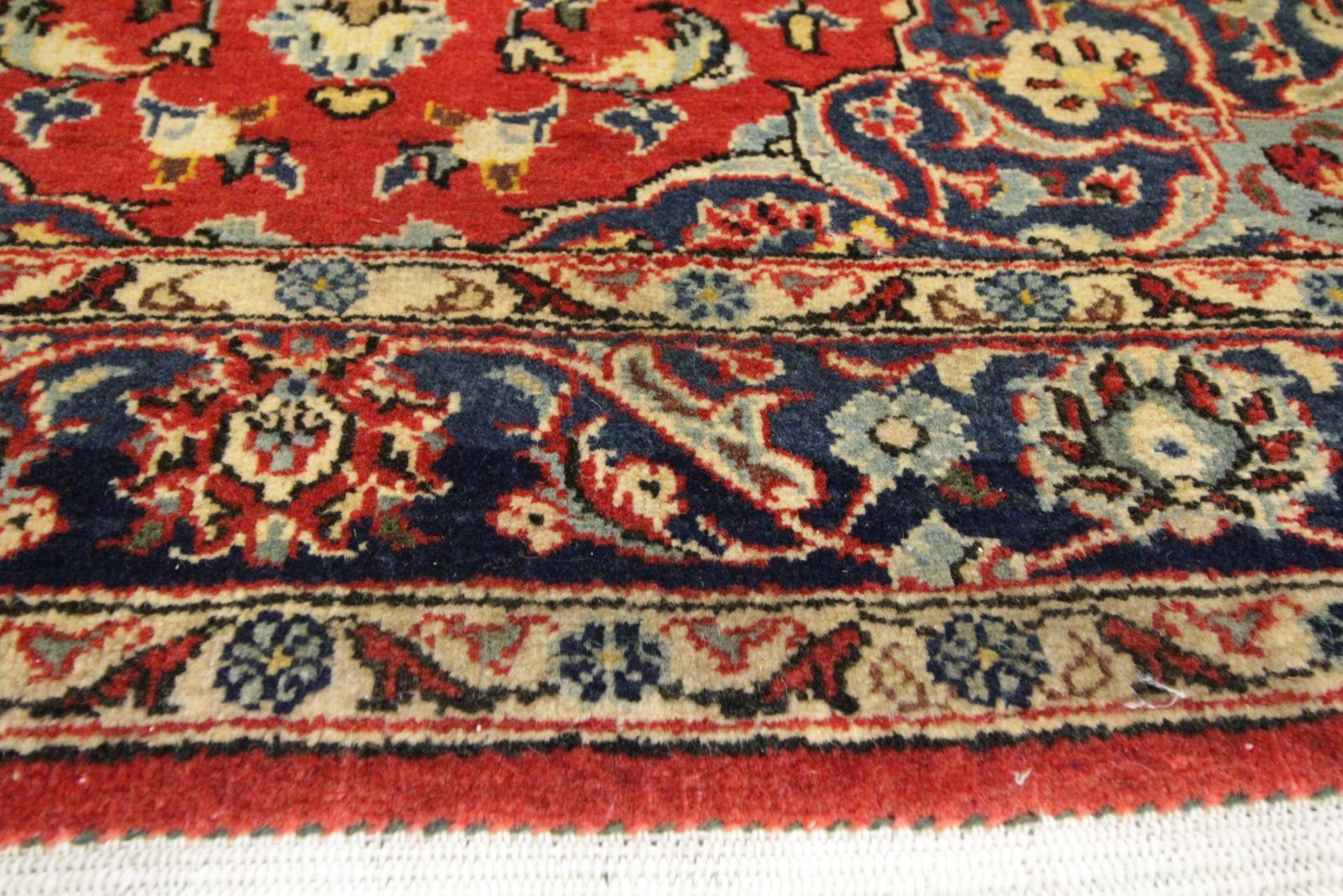 Klein woonkamertapijt, handgeweven rood oosters wollen tapijt, traditioneel photo 1632.0