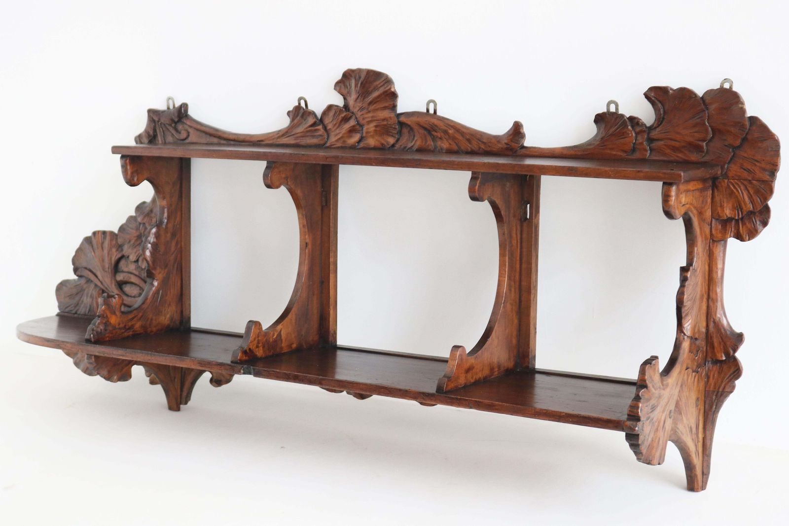 Étagère murale d'époque Art Nouveau « Ginko », grande taille, en noyer, France, vers 1900 photo for sale