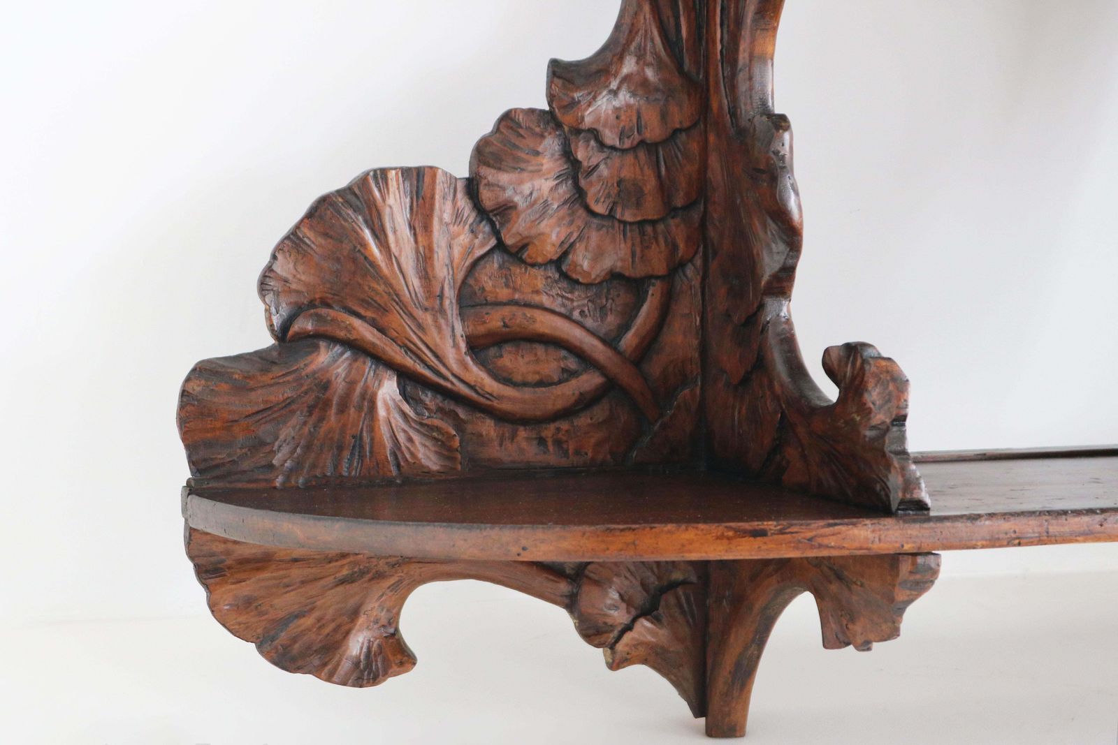Étagère murale d'époque Art Nouveau « Ginko », grande taille, en noyer, France, vers 1900 photo vintage