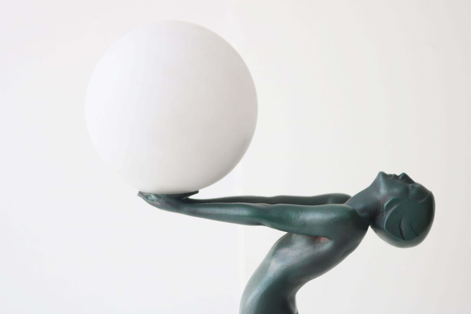 Lampe Art déco « Lueur Lumineuse » par Max Le Verrier, France, vers 1930 photo furniture
