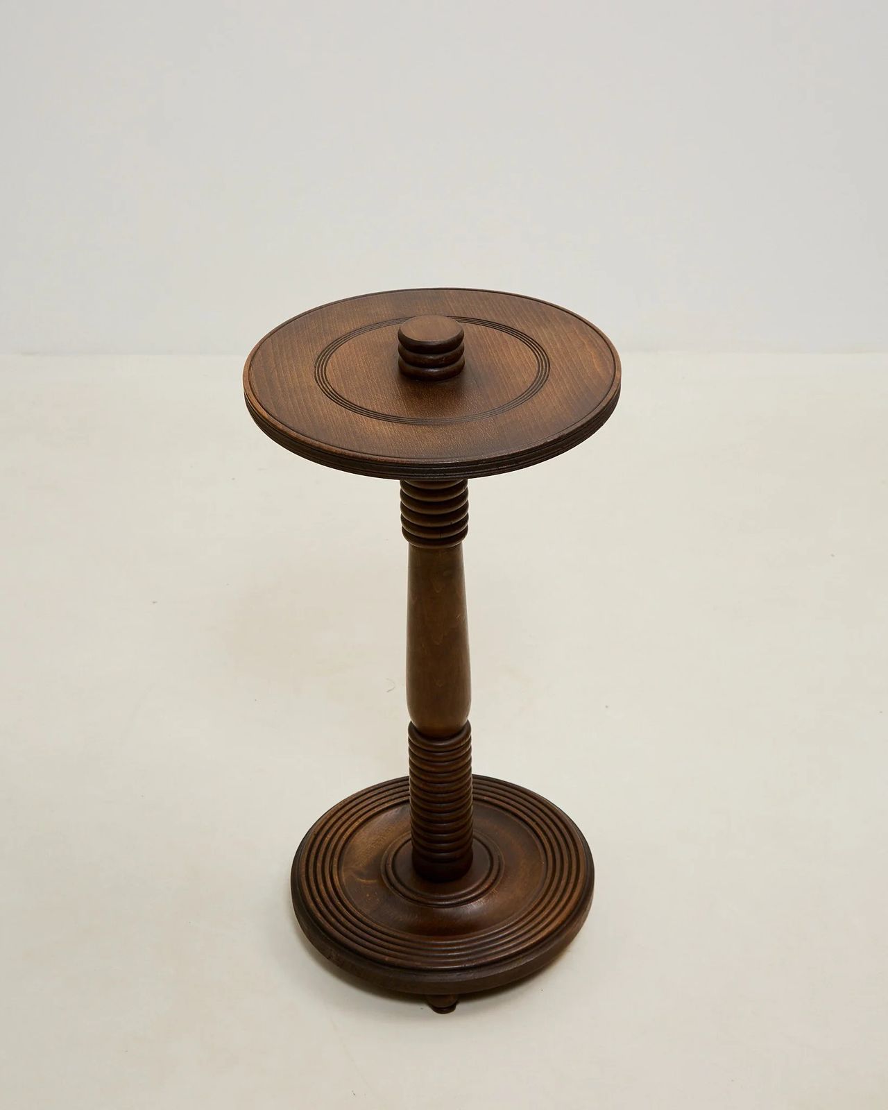 Sellette piedestaltafel, jaren 1940 photo furniture