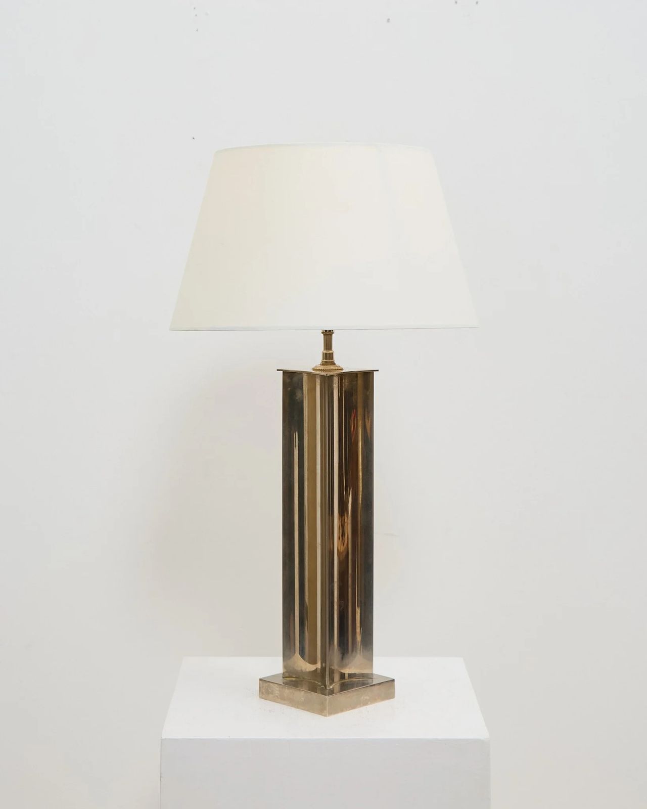 Stijlvolle modernistische lamp, jaren 1960