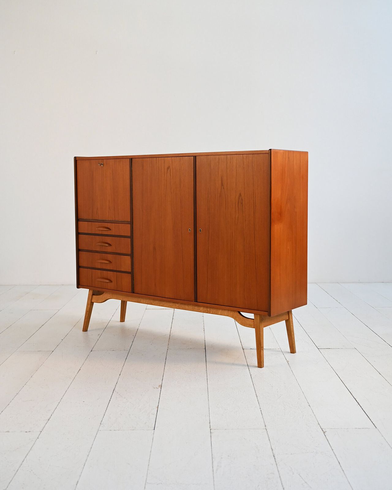 Deens highboard in teak en mahonie, ca. jaren 1950 photo vinterior